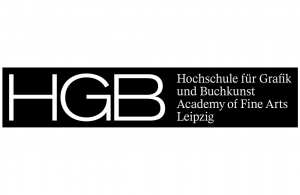 Das ist das Logo der Hochschule für Graphik und Buchkunst. Es besteht aus den Großbuchstaben „HGB“ in schwarz. Neben der Abkürzung der Hochschule steht ebenfalls in schwarzer Schrift untereinander „Hochschule für Graphik und Buchkunst Akademie of Fine Art